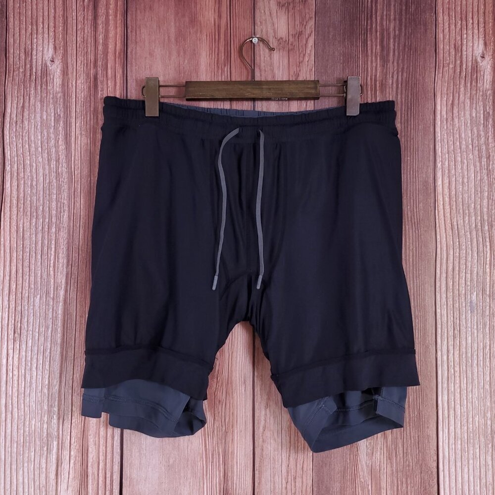 Rhone Mens Size XL 9” Versatility Shorts Lined Gray Athletic Athleisure Workout - Picture 3 of 11